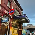 2 Minutes From Marble Arch, In Central London, Private Room E